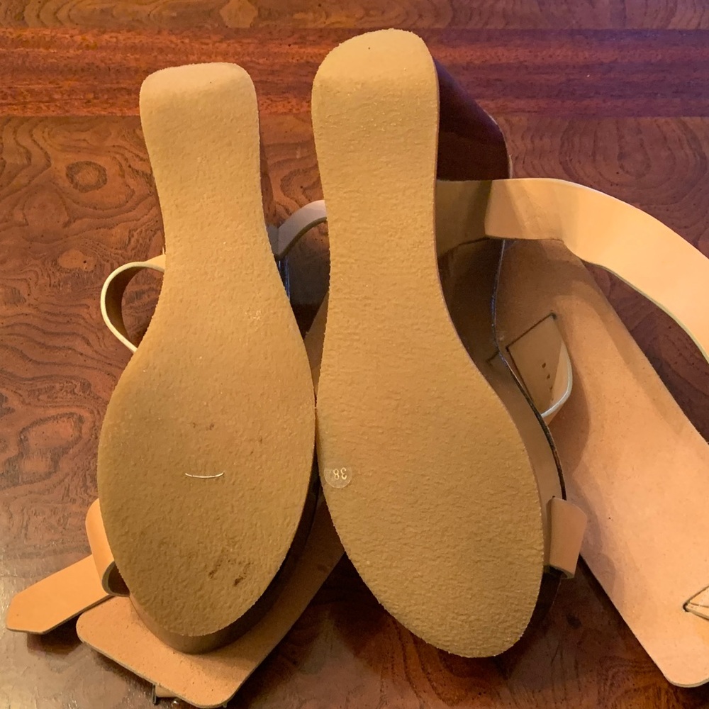 Signature Unique Chloe Tan Leather Wedge Crisscross Wood Platform Sandals - Picture 7 of 8